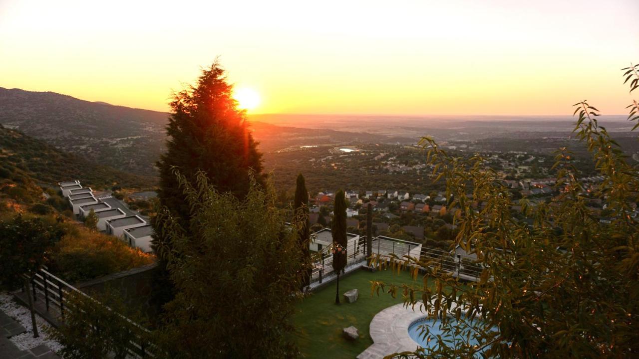 Villa Los Angeles El Espinar Eksteriør billede