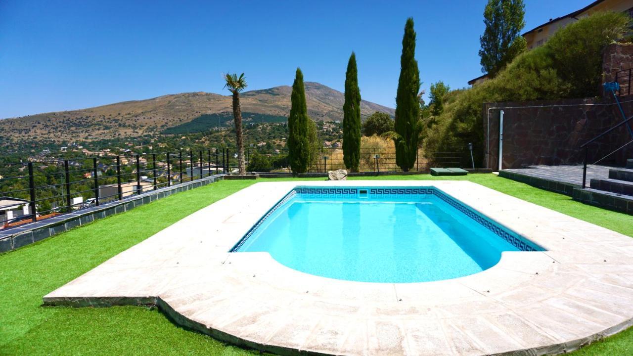 Villa Los Angeles El Espinar Eksteriør billede