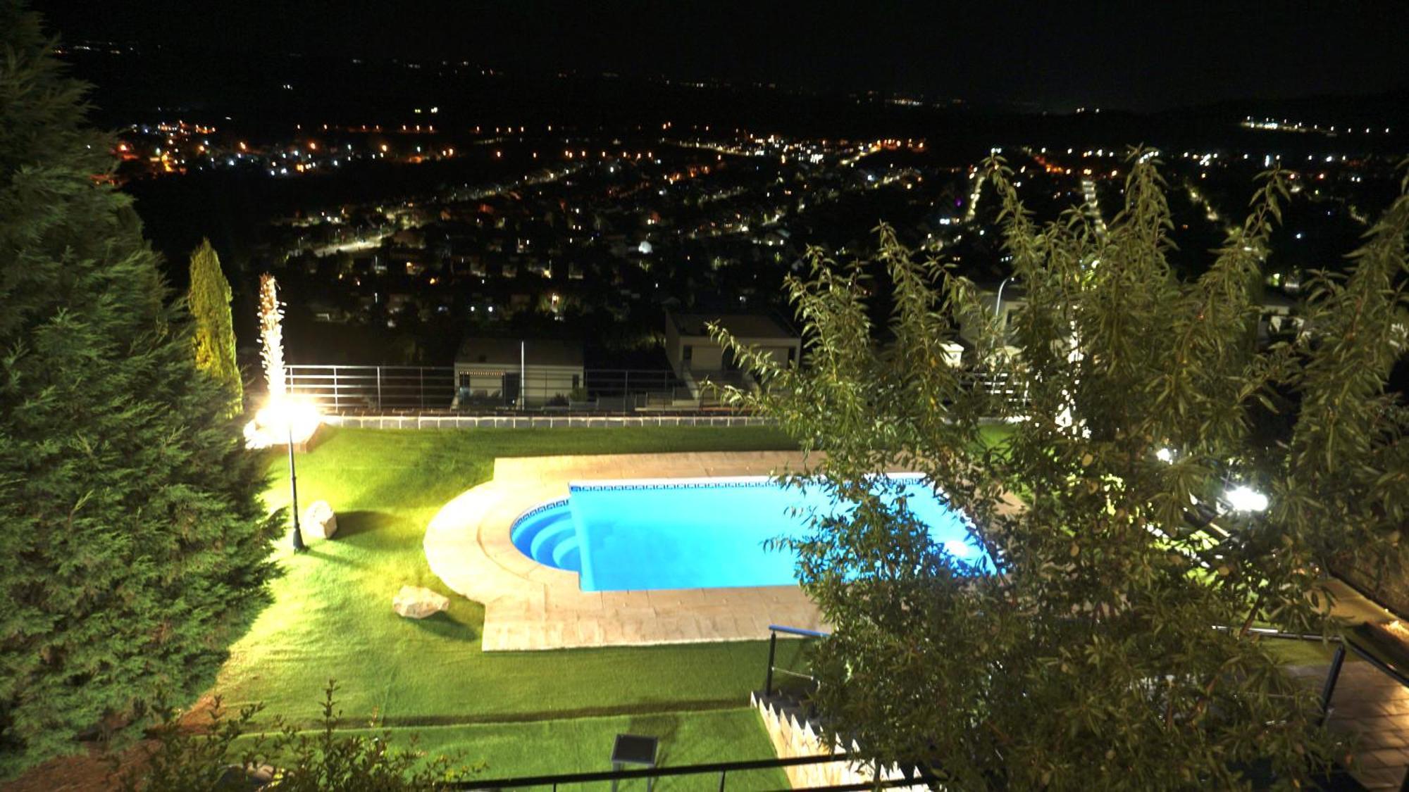 Villa Los Angeles El Espinar Eksteriør billede